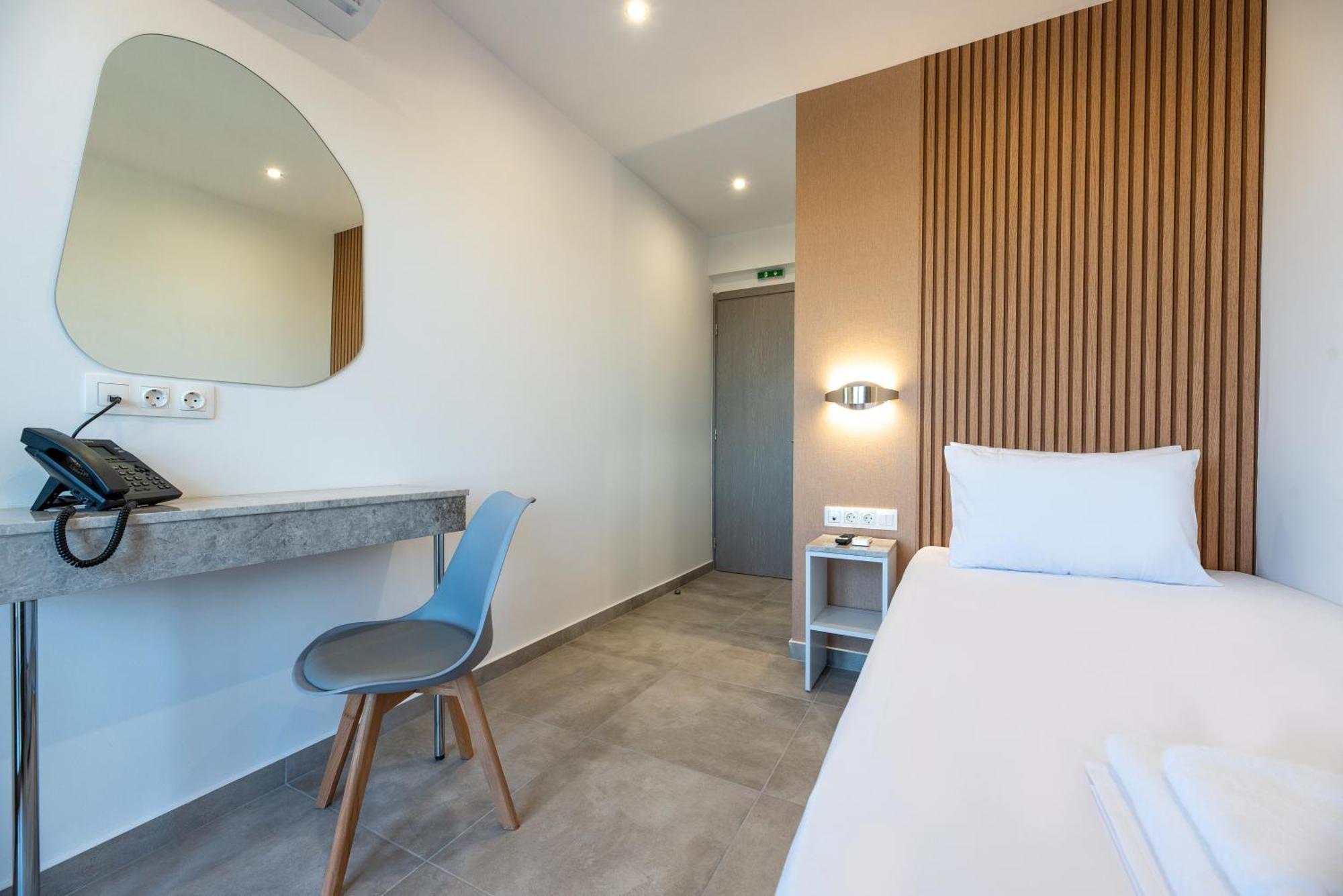 Airscape Hotel Free Shuttle From Athen'S Airport 阿特米达 外观 照片
